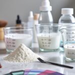 découvrez le guide ultime pour maîtriser les doses de poudre décolorante et d'oxydant, avec les ratios et volumes essentiels pour des résultats parfaits à chaque utilisation.